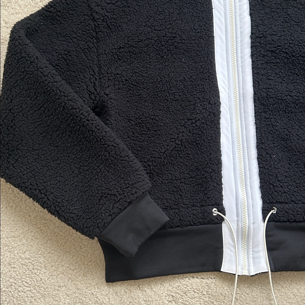 Joe Fresh X Sasha Exeter Black Teddy Jacket with White Zipper - Size M - Picture 4 of 8